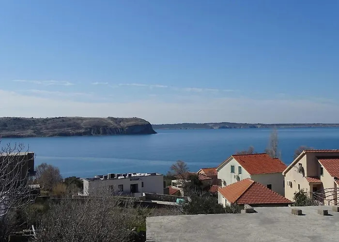 شقة Lovely 3 Bedroom Lemi Near