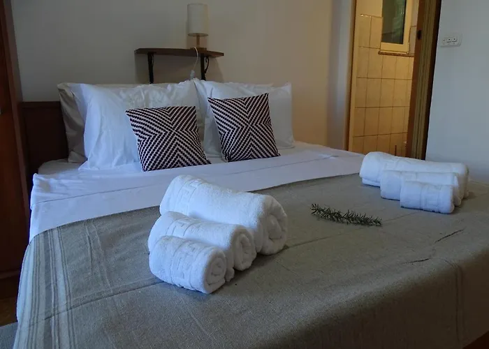 Lovely 3 Bedroom Lemi Near Rtina