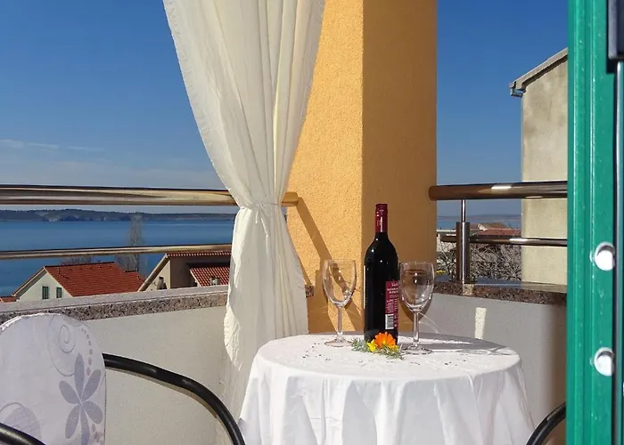 Lovely 3 Bedroom Lemi Near Διαμέρισμα *