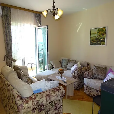 Lovely 3 Bedroom Lemi Near Rtina