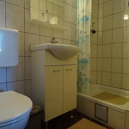 Lovely 3 Bedroom Lemi Near *